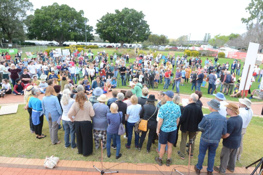 Hundreds gathered at Taree's Fotheringham Park for a climate strike. Photo: Scott Calvin.