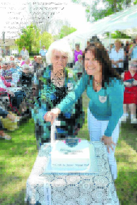 Oldest ex-student in attendance Daphne Horsburgh and youngest ex-student in attendance Vanessa Kennedy cut the cake.